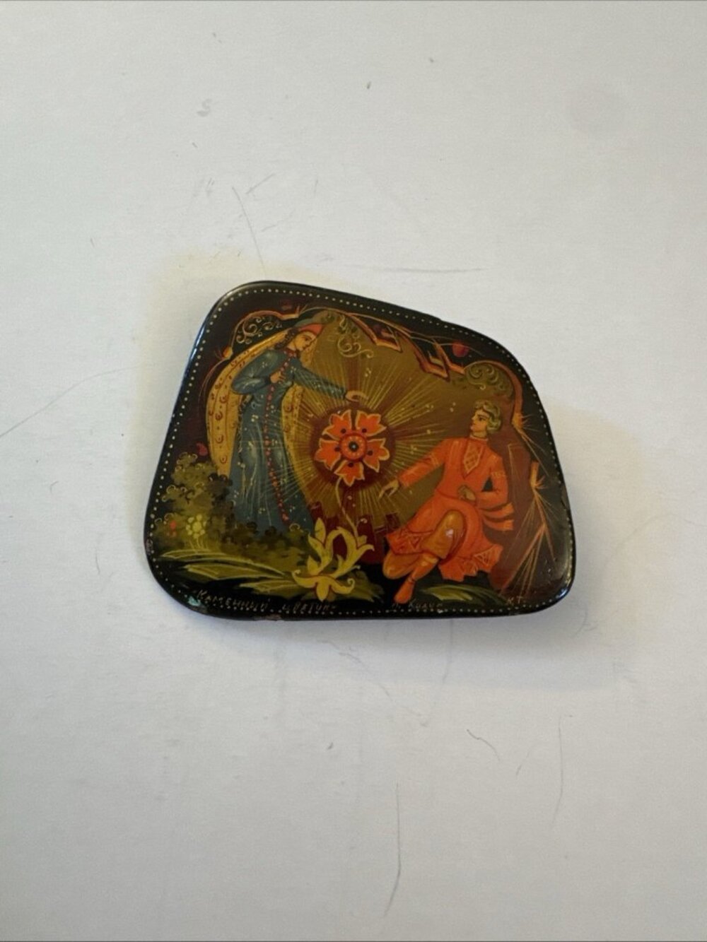 Russian Hand Painted Ladies Flower Brooch Vintage Pin D38